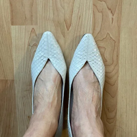 Thomas Wallace Vintage Cream Snakeskin Kitten Heel Pumps - Size 7 1/2 - Picture 14 of 15
